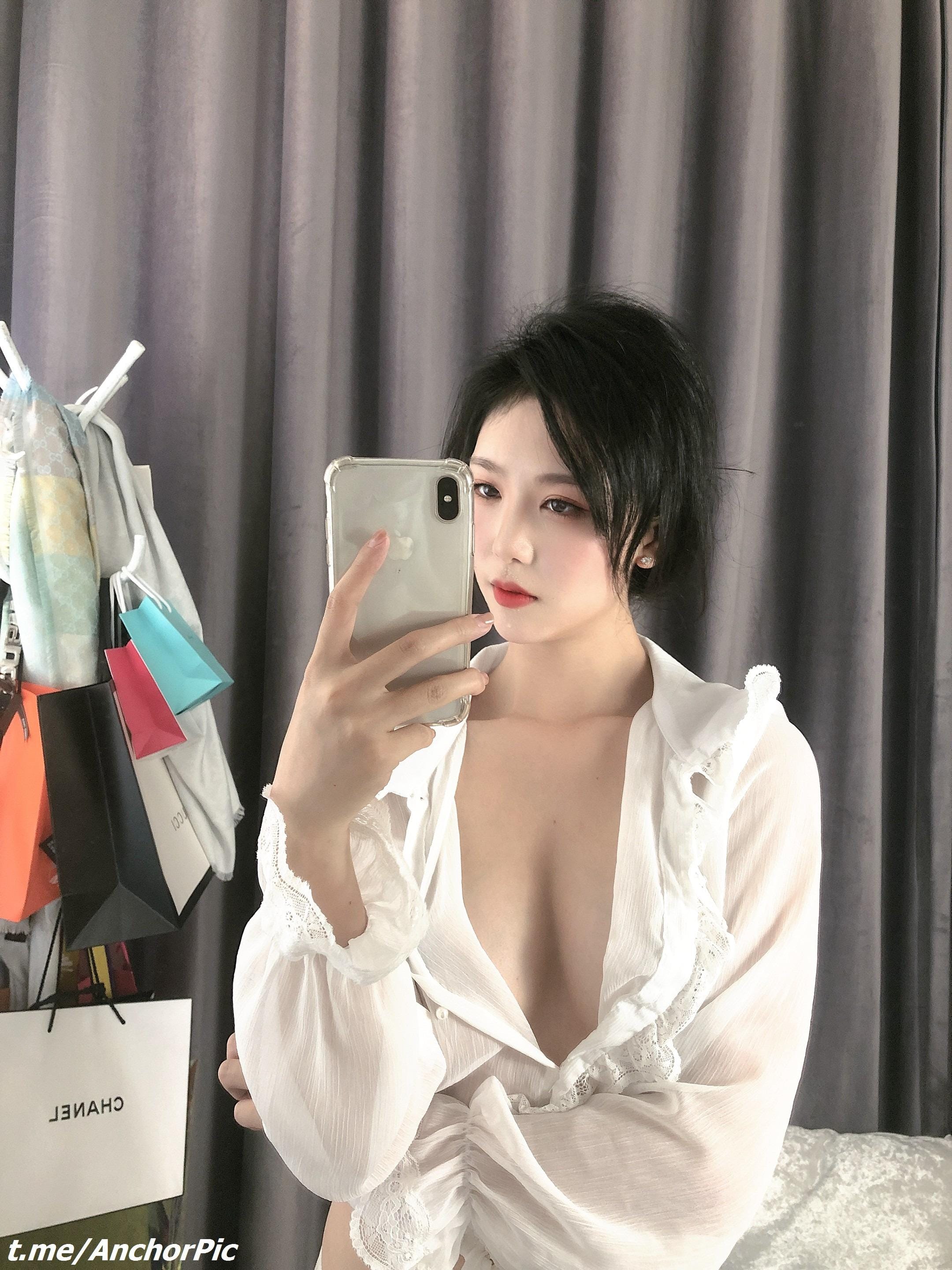 Douniang Lishi Close-up Portrait HD