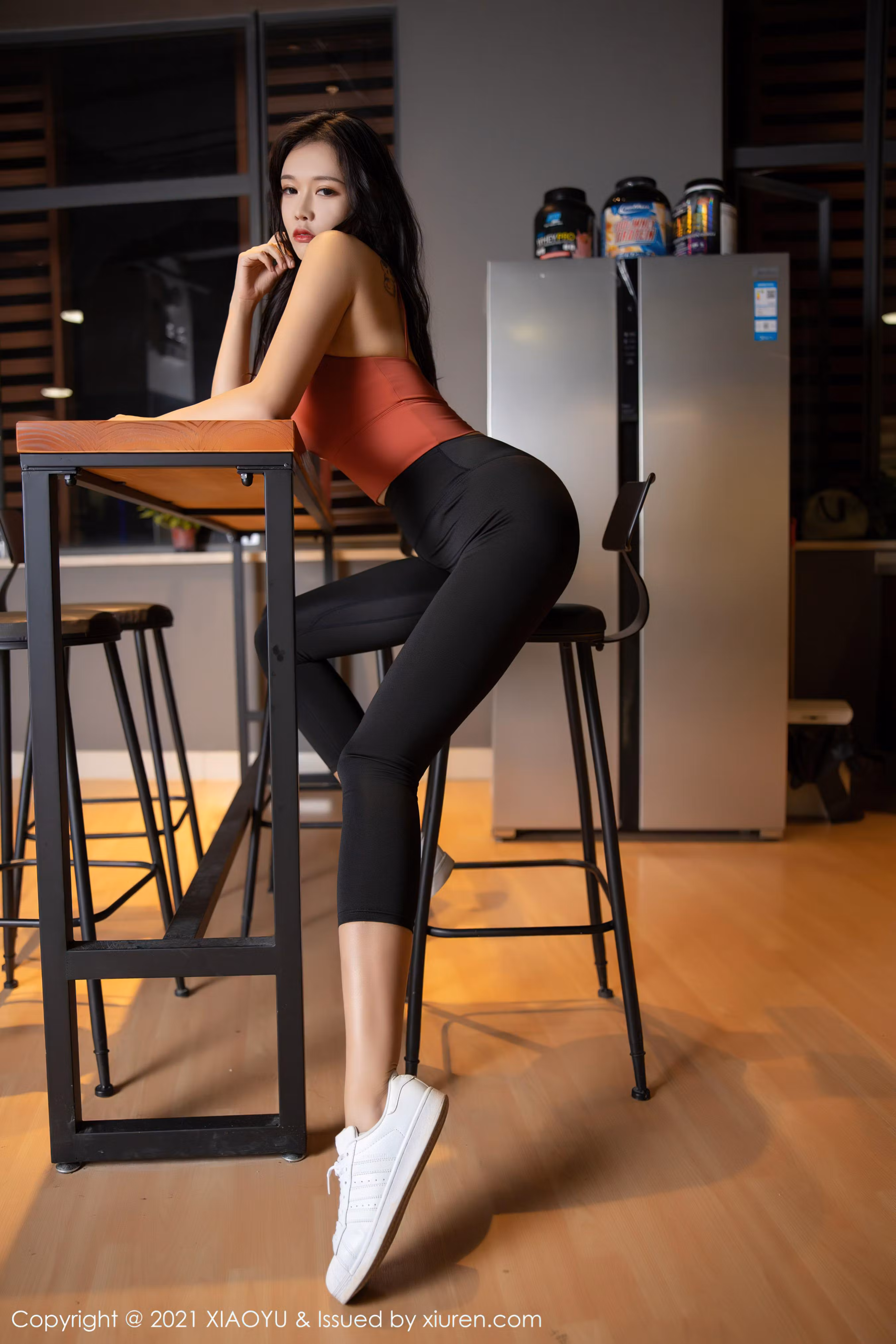 HD image Asian fitness girl indoor gym shoot