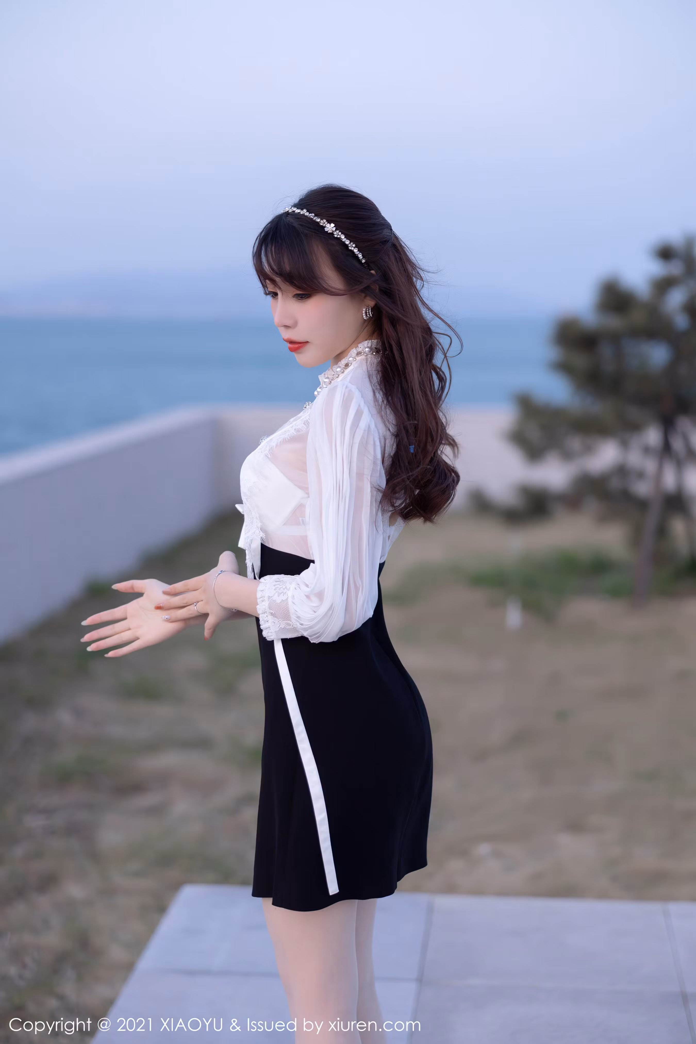 XiaoYu 画语界模特芝芝私房艺术摄影