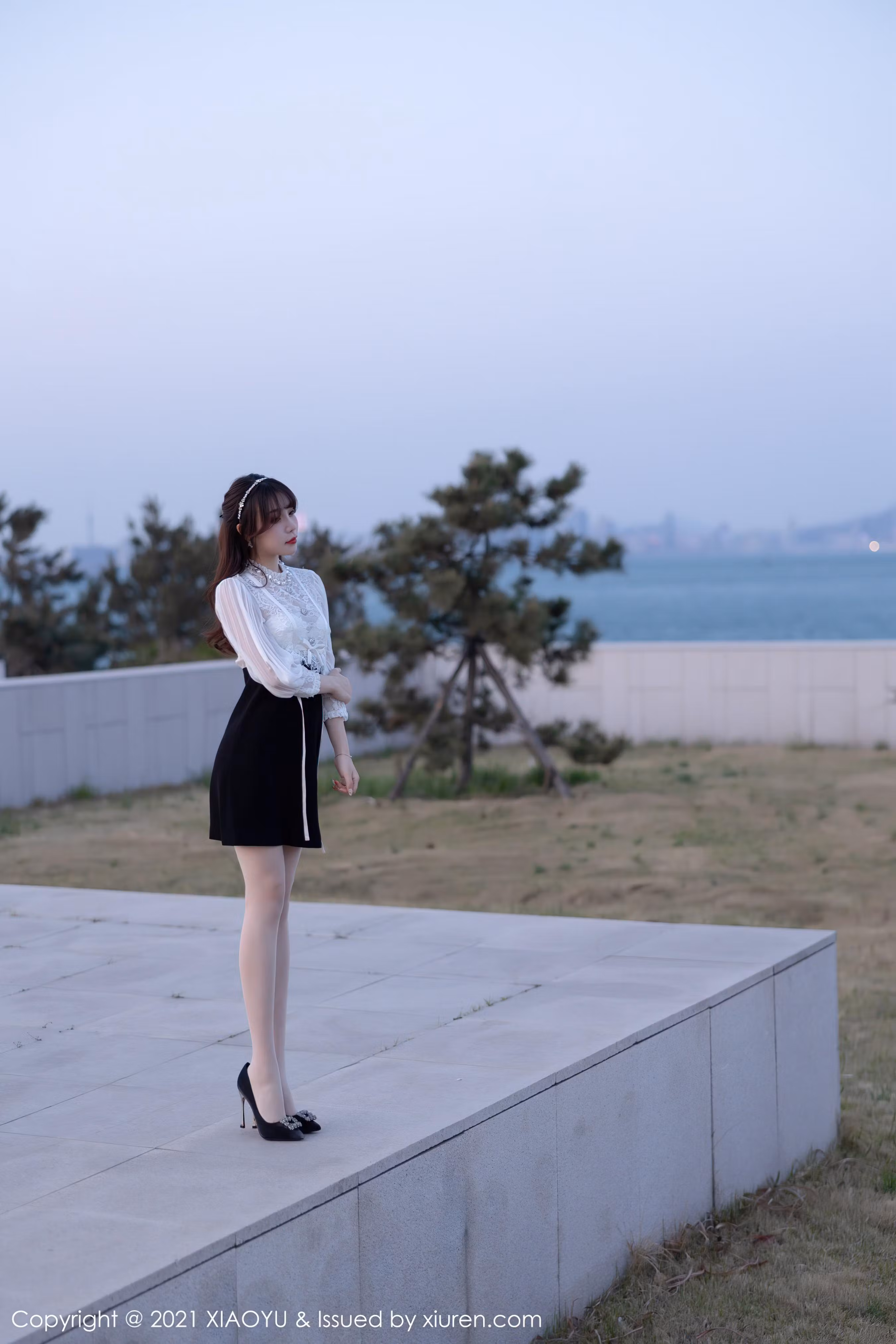 XiaoYu 画语界模特芝芝私房艺术摄影